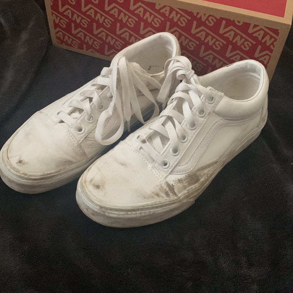 White low top vans skate shoes